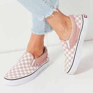 VANS Classic Slip-On Checkerboard Shoe - Light Pink